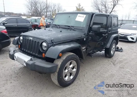 2013 Jeep Wrangler Unlimited Sahara из США, поврежденный, VIN 1C4BJWEG7DL549214